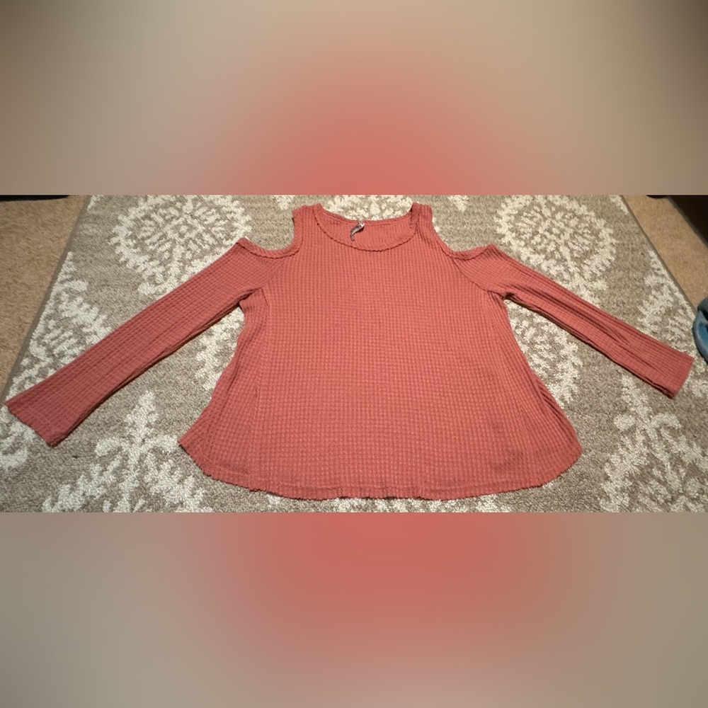 Lovemarks pink cold-shoulder shirt 💖